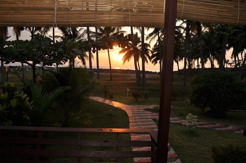Maadathil Cottages Varkala Zimmer foto