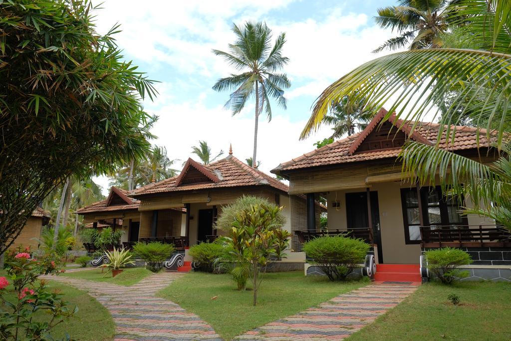 Maadathil Cottages Varkala Exterior foto