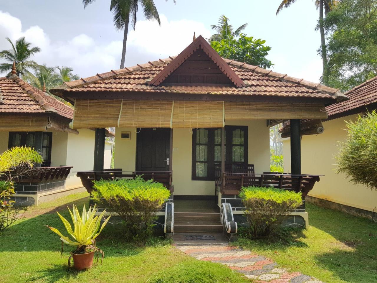 Maadathil Cottages Varkala Exterior foto